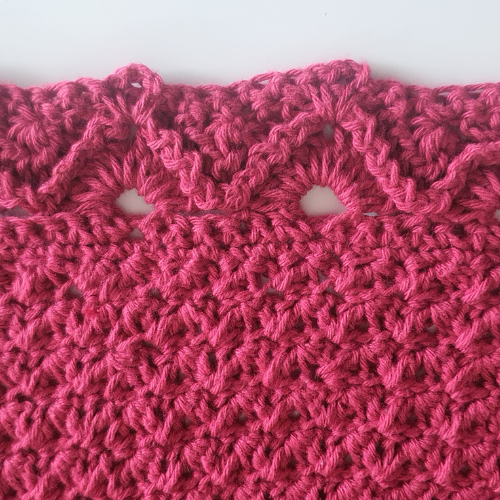 zig zag edging of back