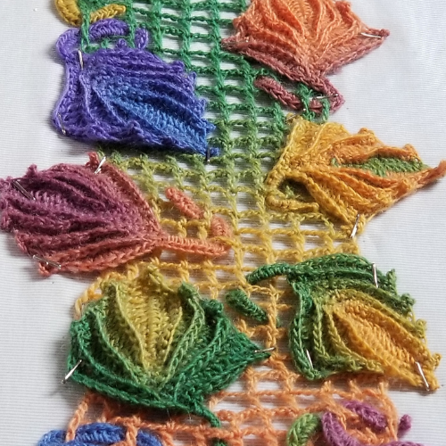 pinning leaves before joining l isil croachet dress design by afshan shahid